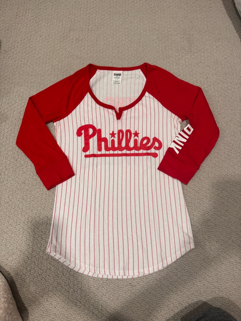 VS Pink Phillies Red & White Raglan Baseball Tee